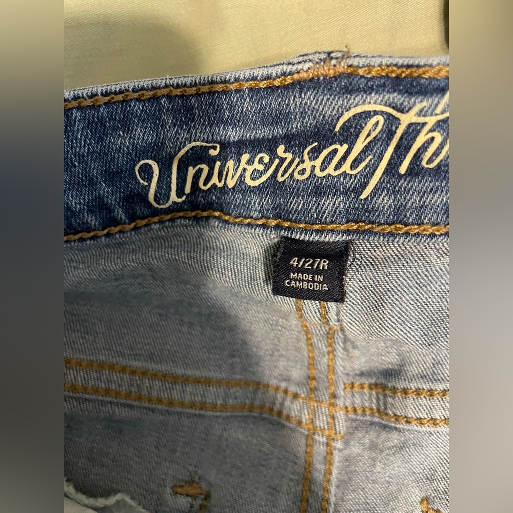 Universal Thread size 4. - Picture 2 of 4